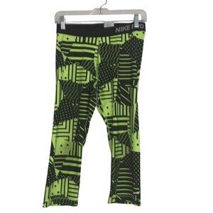 Nike Pro Womens Mid-Rise Capri Leggings Green Black Geometric Pattern
